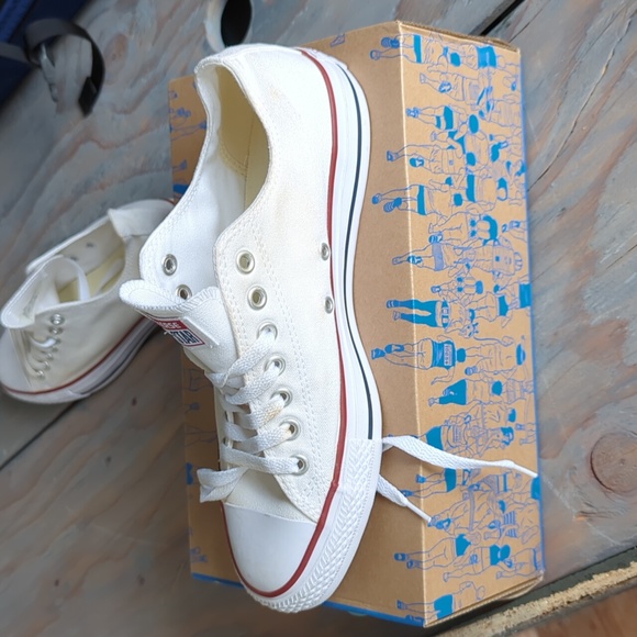 Converse Men's Shoes - Picture 8 of 11